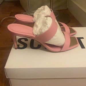 Schutz Summer 2021 Aruana Robe Pink Sz 6-worn once